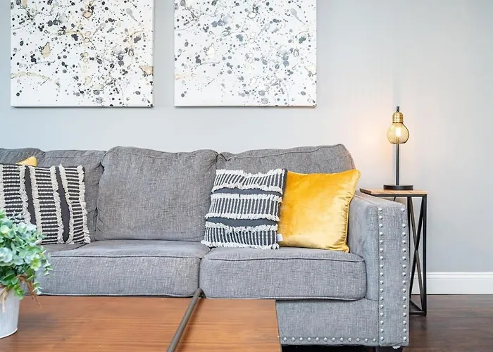 Atlanta Downtown! King Bed! Paid Onsite Parking! Lm2102